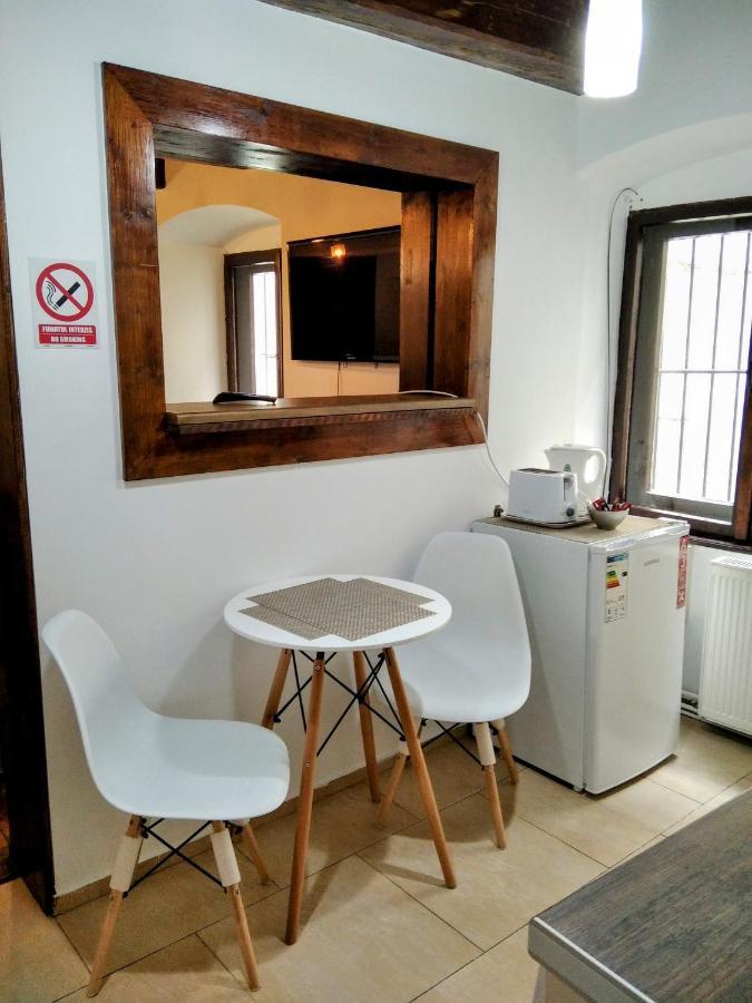 Historic Center Apartment Braşov Exteriör bild